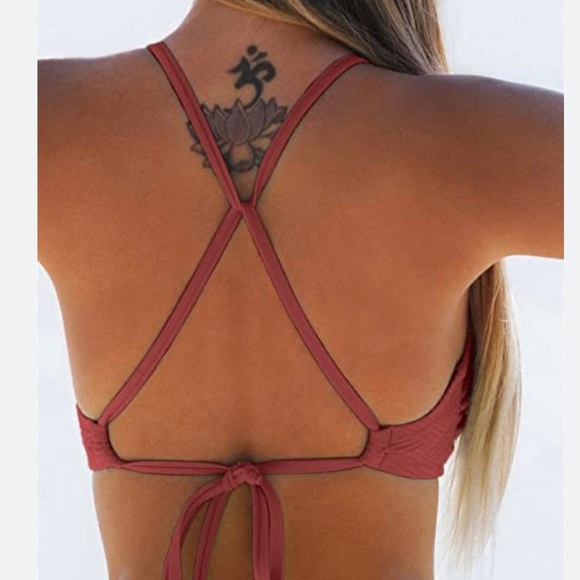 Cupshe Texturized Criss Cross Self Tie Spaghetti Straps Cheeky Bikini Swim Set - Picture 4 of 16